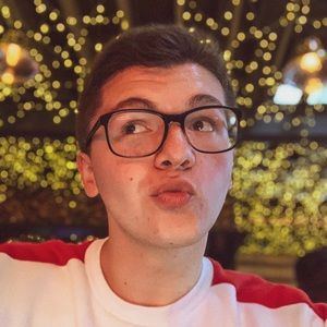 Meet your Posher, Jeffrey